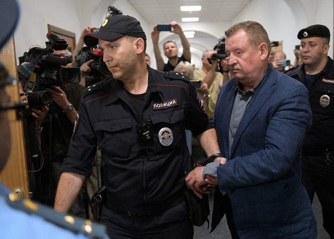 Сергей Умнов перед началом заседания Басманного районного суда Москвы, 6 июля 2022 года. Фото: Глеб Щелкунов / Коммерсантъ / Sipa USA / Vida Press