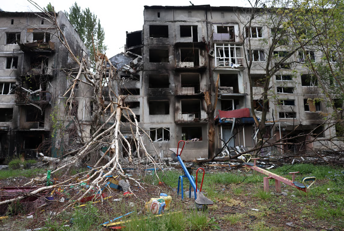 A destroyed block of flats in Myrnohrad, Donetsk region, Ukraine, 29 May 2025. Photo: Anatoly Stepanov / Sipa / Scanpix / LETA