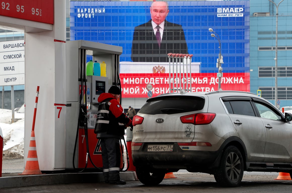 Фото: Максим Шипенков / EPA