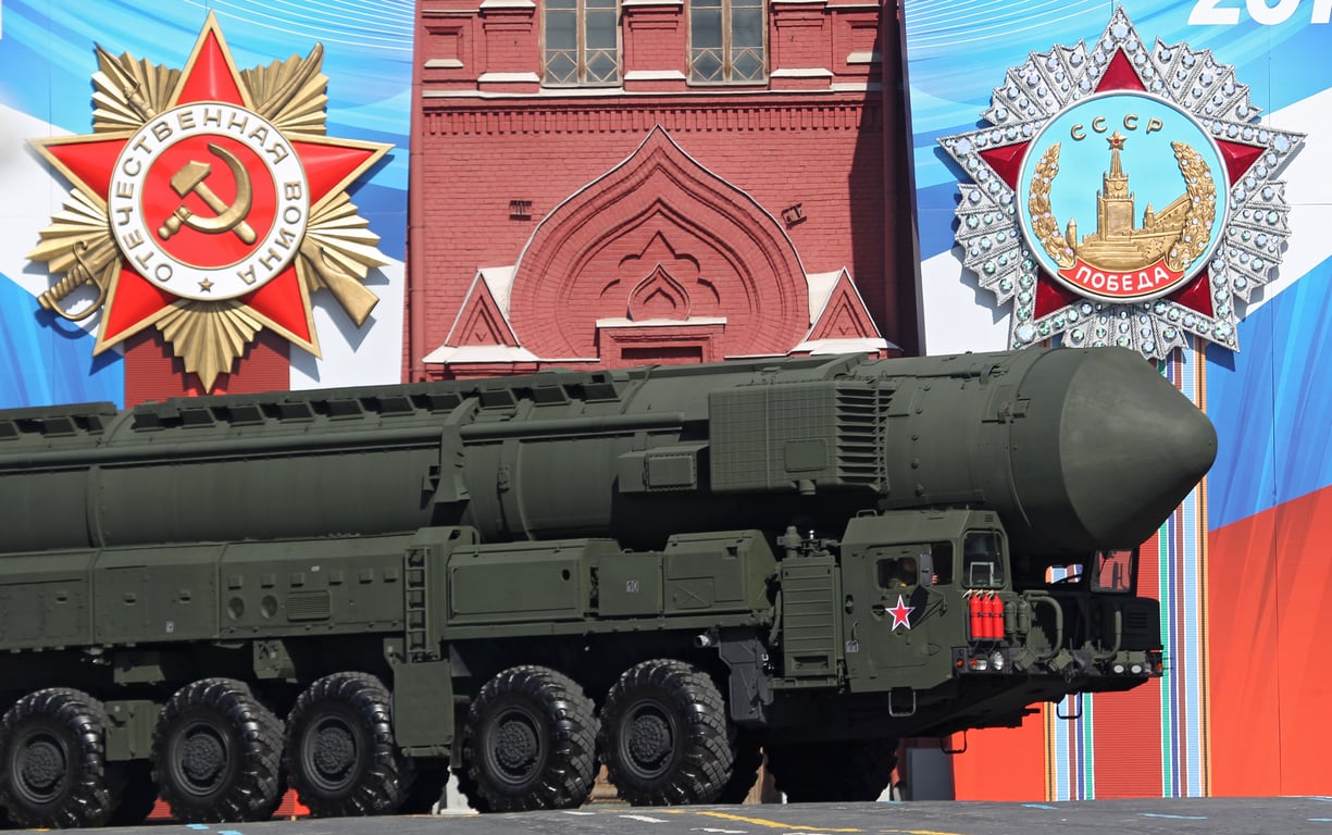 A Russian Topol-M strategic nuclear missile appears on Moscow’s Red Square during the annual Victory Day parade in Moscow, Russia, 9 May 2013. Photo: EPA / Sergei Ilnitsky