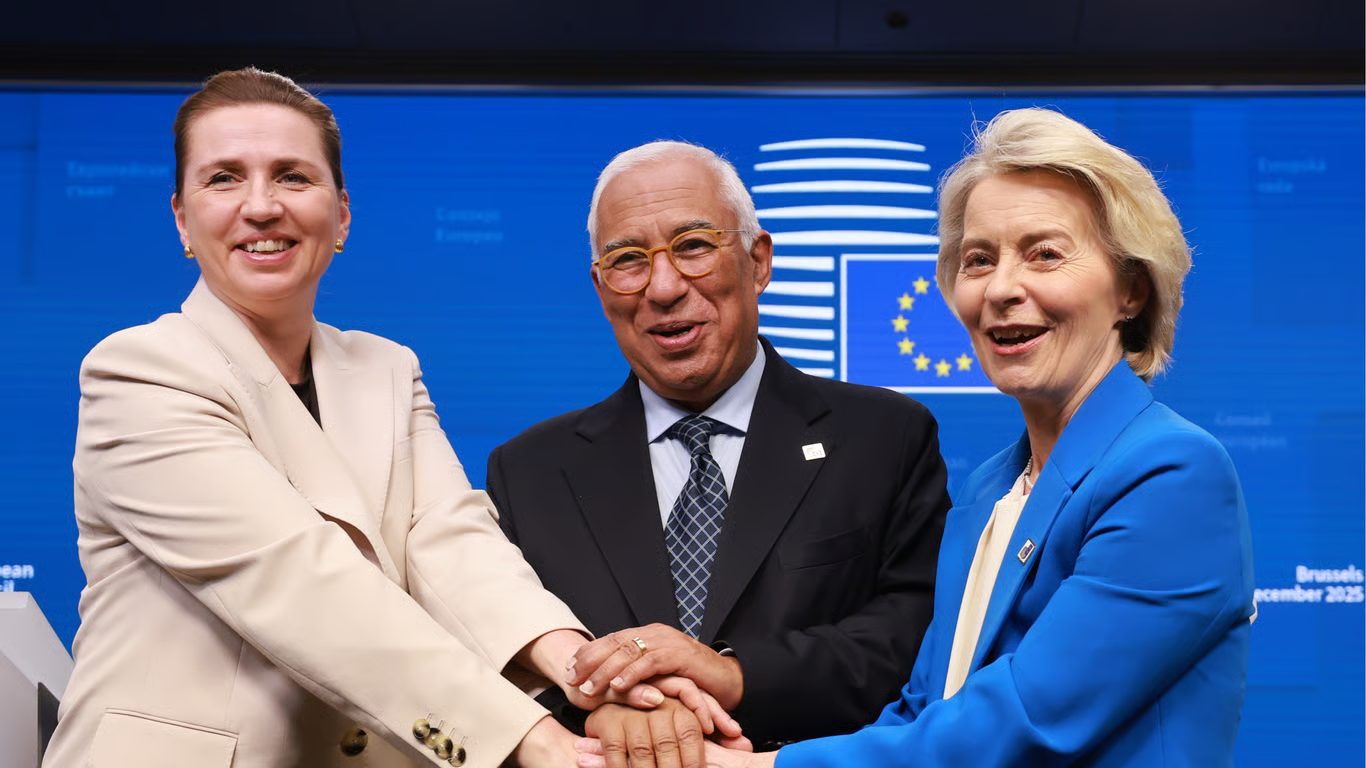 Danish Prime Minister Mette Frederiksen, European Council President Antonio Costa and European Commission President Ursula von der Leyen at the end of the EU Council Summit in Brussels, Belgium, 19 December 2025. Photo: EPA / OLIVIER HOSLET