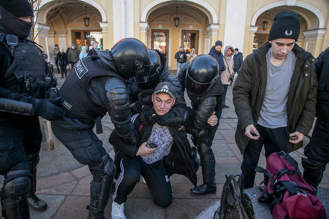 Протест против войны в Украине, Санкт-Петербург, 13 марта 2022 года. Фото: «Новая Газета Европа»