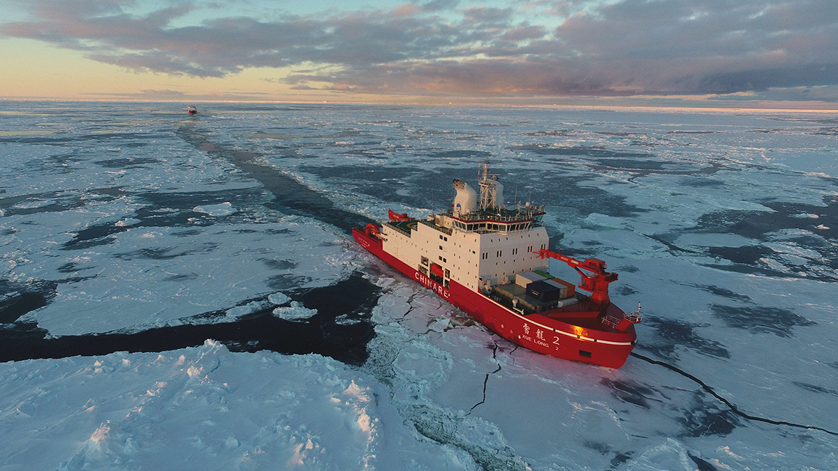 Китайские полярные ледоколы плывут в водах Антарктиды, 19 ноября 2019 года. Фото: Xinhua / IMAGO / Scanpix / LETA
