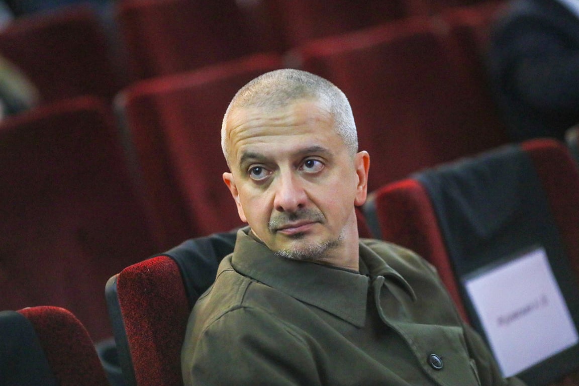 Константин Богомолов на XVIII съезде Союза писателей России в большом зале Центрального дома литераторов, 8 декабря 2025 года. Фото: Василий Кузьмичёнок / Агентство «Москва»