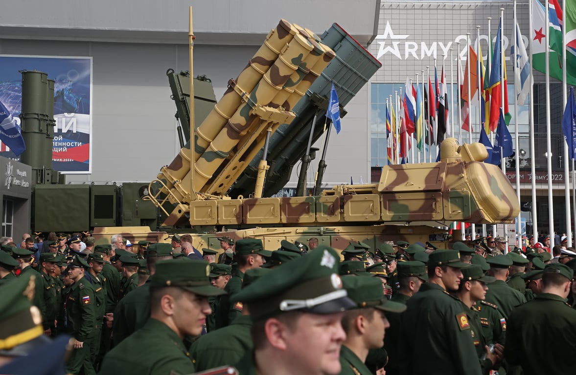 Russian servicemen at a military forum outside Moscow, Russia, 15 August 2022. Photo: EPA-EFE/MAXIM SHIPENKOV