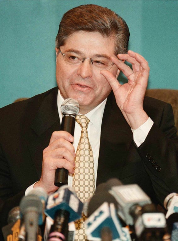 Павел Лазаренко, 22 декабря 1998 года. Фото: Sergey Supinsky / EPA