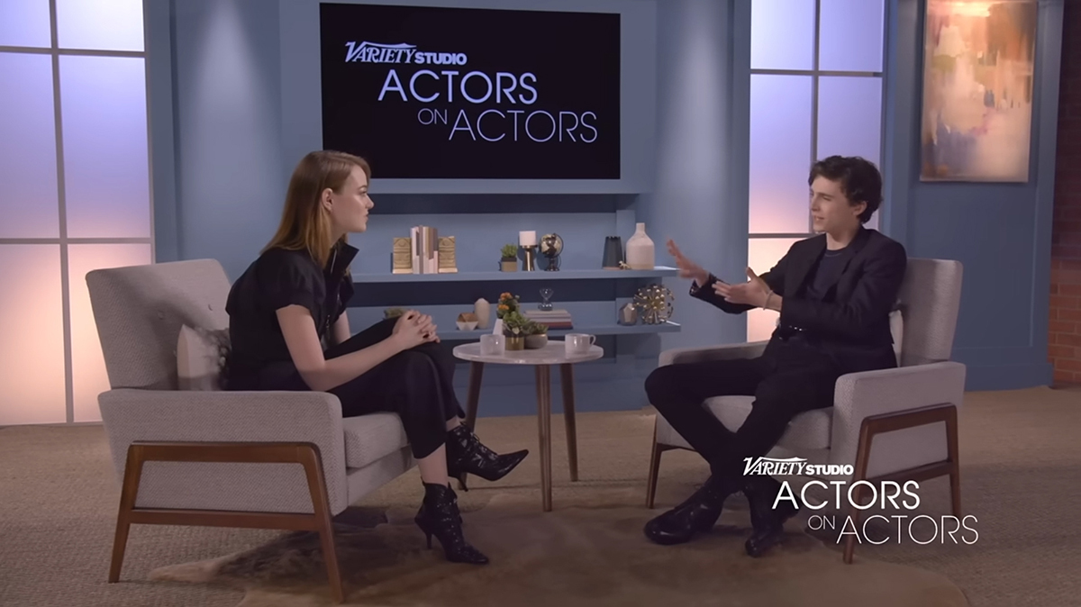 Диалог Тимати Шаломе с Эммой Стоун. Фото: YouTube / Variety