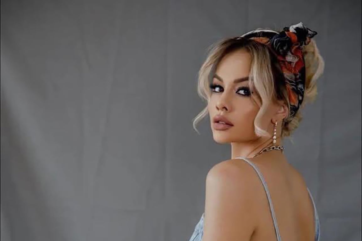 Алина Джикаева. Фото: соцсети / Сапа