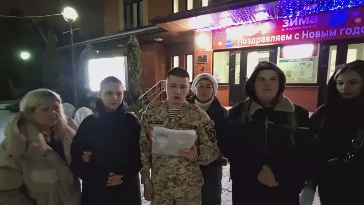 Скриншот из видеообращения родителей школьников. Источник: «Ветер»