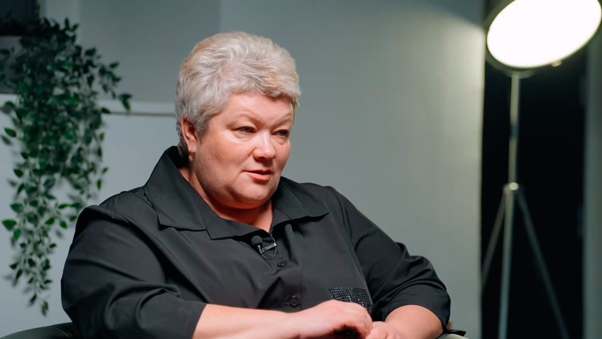 Мама Дианы Ирина Логинова. Скриншот: вДудь /  YouTube