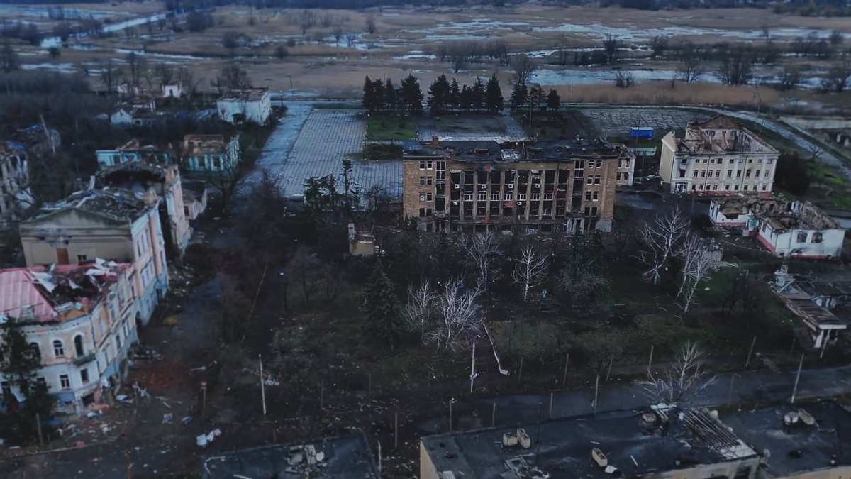 Разрушенный центр Купянска. Фото:  корпус «Хартия»