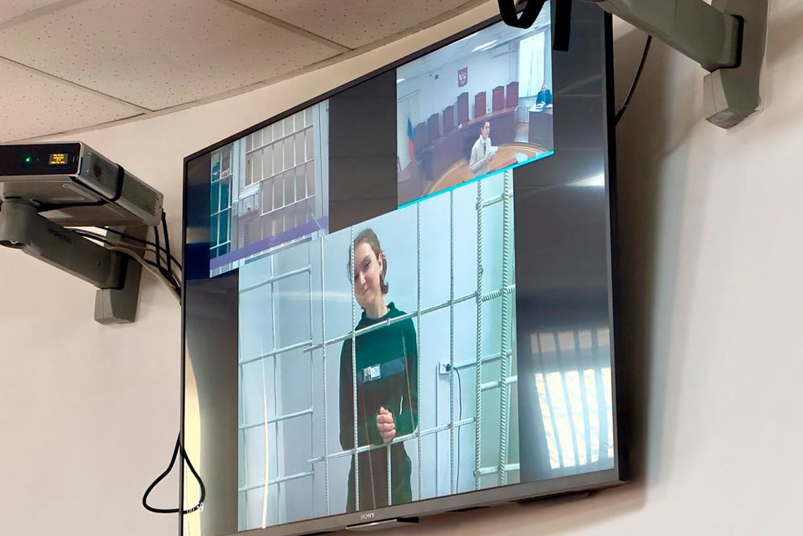 Любовь Лизунова по видеосвязи перед началом заседания Забайкальского краевого суда. Фото: Читинское дело /  Telegram