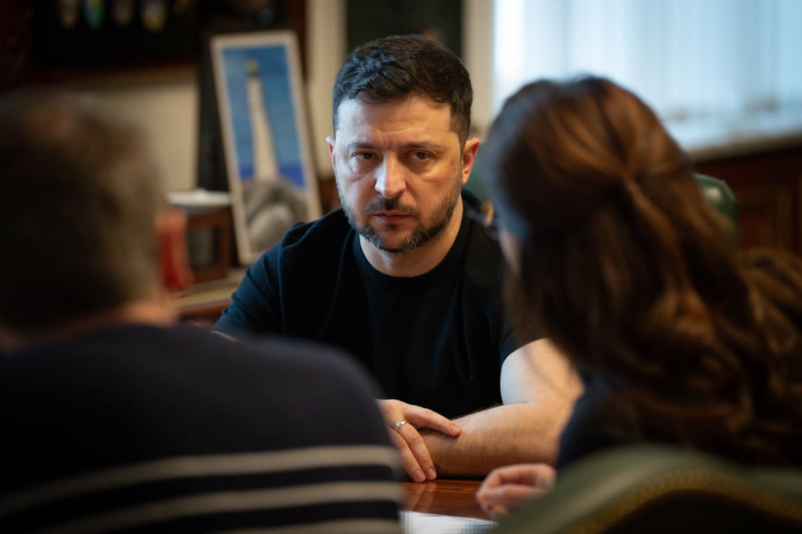 Zelensky meets with Ukrainian government officials on 15 November 2025. Photo: Zelensky / Telegram