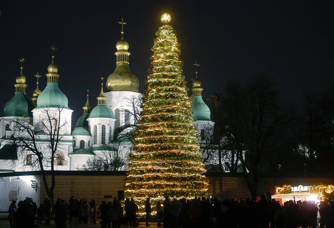 A Christmas tree is lit up in front of St. Sophia’s Cathedral in Kyiv, Ukraine, 5 December 2025. Photo: EPA / Sergey Dolzhenko