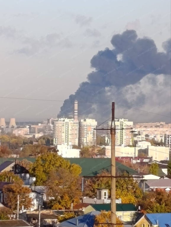 Smoke rises over the Tavriya Thermal Power Plant in Simferopol. Photo: Exilenova+ / Telegram