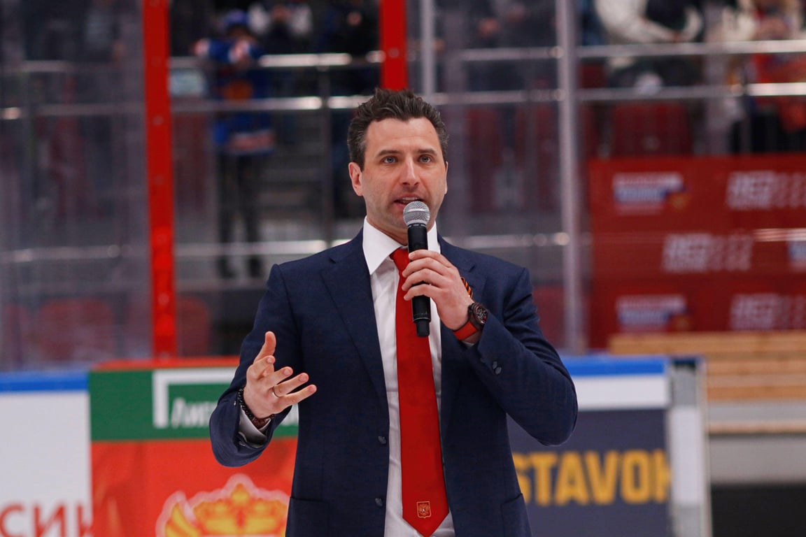 Главный тренер СКА Роман Ротенберг после финала Кубка Санкт-Петербурга, 8 мая 2022 года. Фото: Alamy / Vida Press