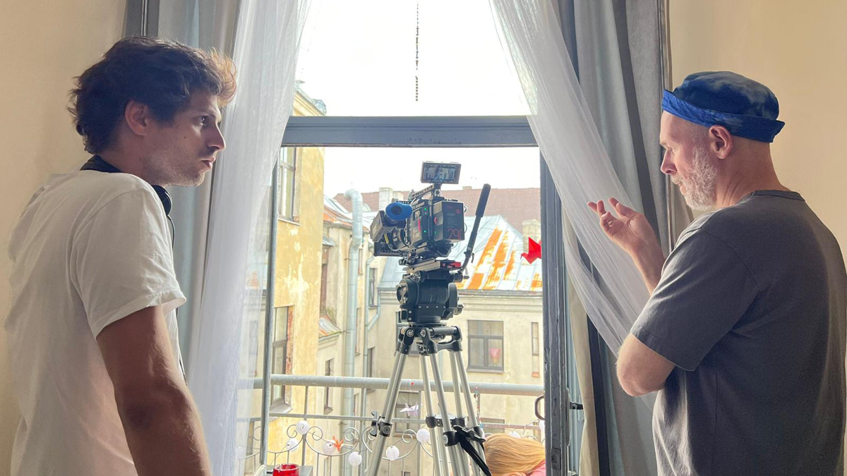 Alexander Molochnikov with cameraman Mikhail Krichman on the set of Extremist. Photo: Molochnikov private archive