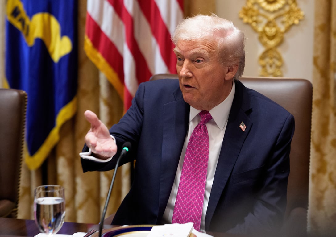 Дональд Трамп во время встречи с Владимиром Зеленским в Белом доме, Вашингтон, США, 17 октября 2025 года. Фото: Aaron Schwartz / EPA