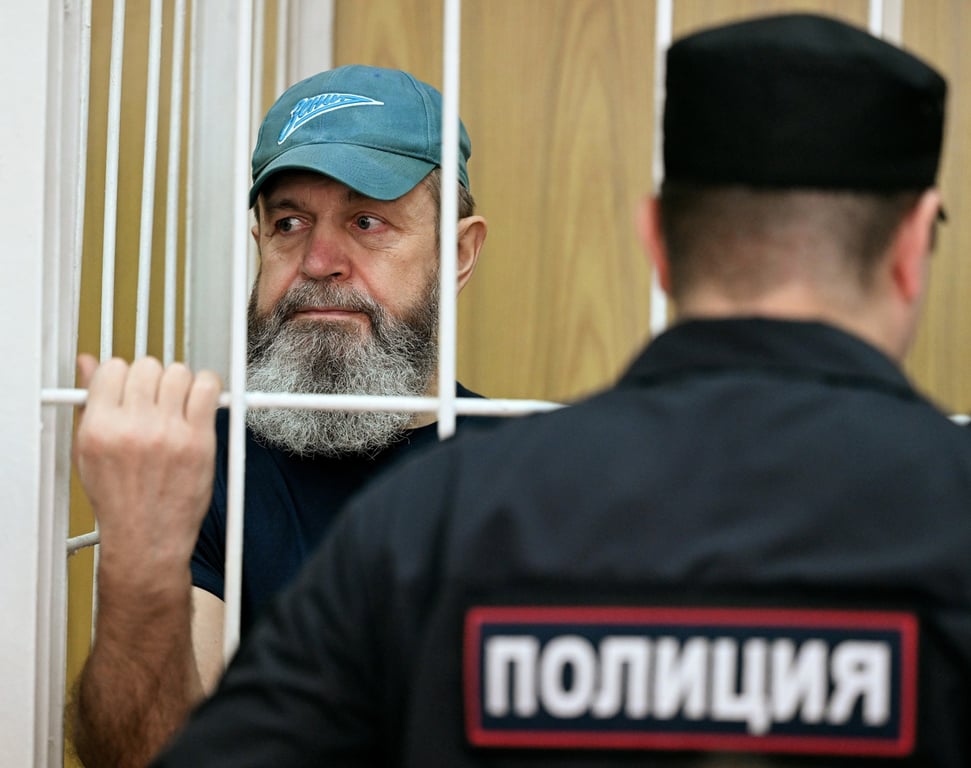 Бывший заместитель начальника ГУ МВД России по Санкт-Петербургу и Ленинградской области Иван Абакумов во время заседания суда, Москва, 20 июня 2024 года. Фото: Игорь Иванко / Коммерсантъ / Sipa USA / Vida Press
