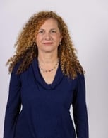 הדס ספיר BSN, MPH מנהלת חטיבת נשים ומיילדות הדסה עין כרם