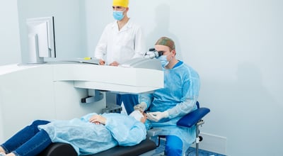 ניתוח להסרת משקפיים בלייזר