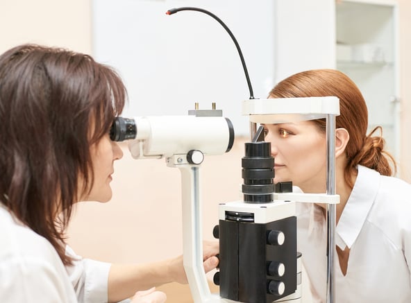 בדיקת מנורת סדק