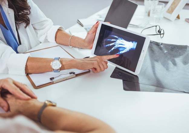 היחידה לכירורגיה של היד ומיקרוכירורגיה