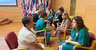 למה אחיות מתאמות ואחיות מרכזות נושא עושות ספיד דייטינג?