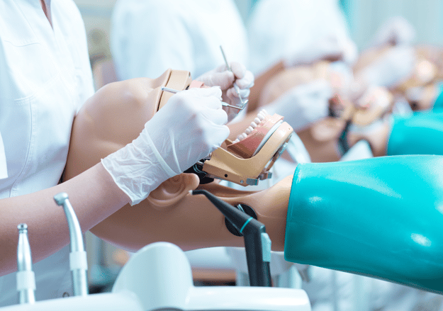 לימודי סייעות שיניים הדסה עין כרם