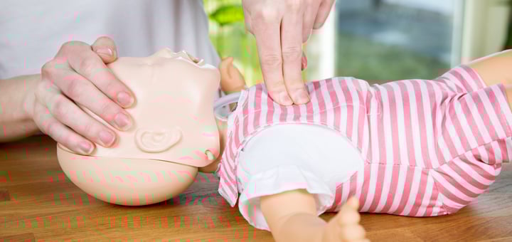 החייאת תינוקות