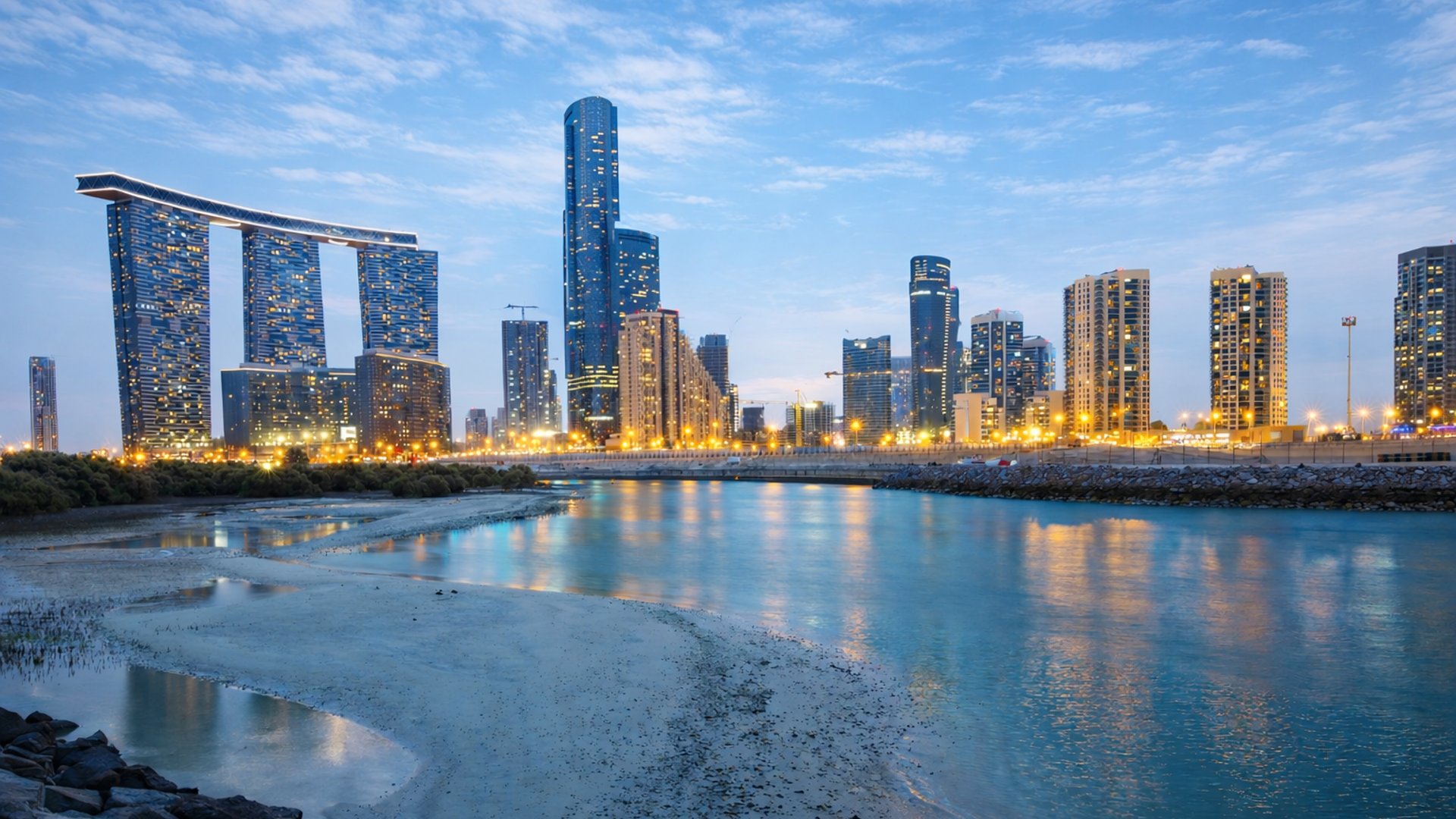 Al Reem Island，阿布扎比：城市型 · 滨水区域环境