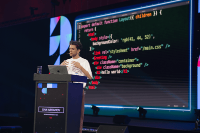Dan Abramov live-coding on stage at WeAreDevelopers.