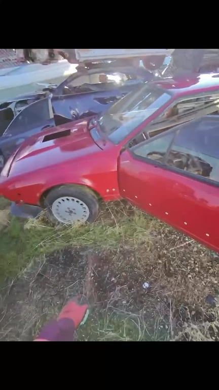 N/A Alfa Romeo GTV6 Video