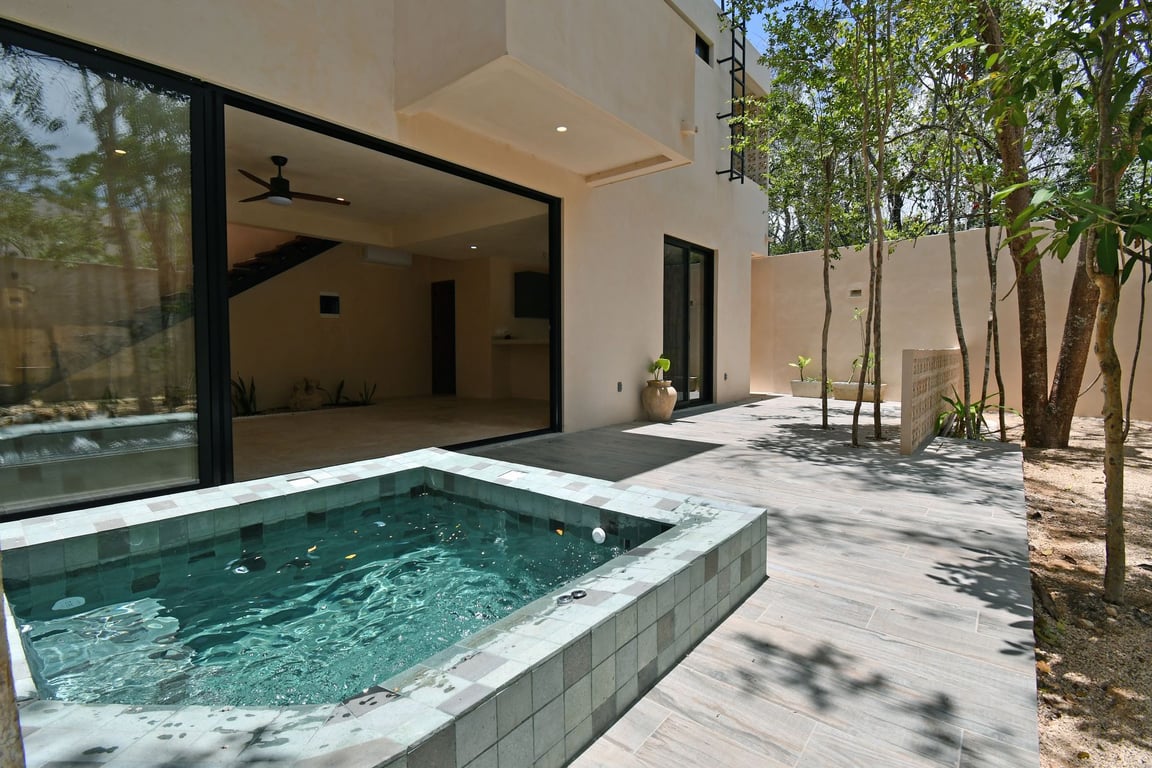 Casa Orgánica: Where Architectural Artistry Meets Jungle Serenity in Tulum