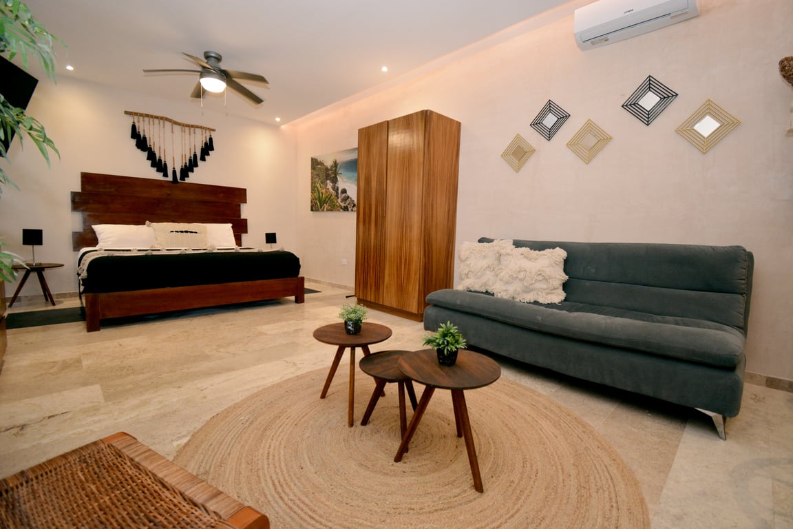 Tuluminati Sanctuary: Boutique Studio Living Steps from Tulum's Pristine Beach