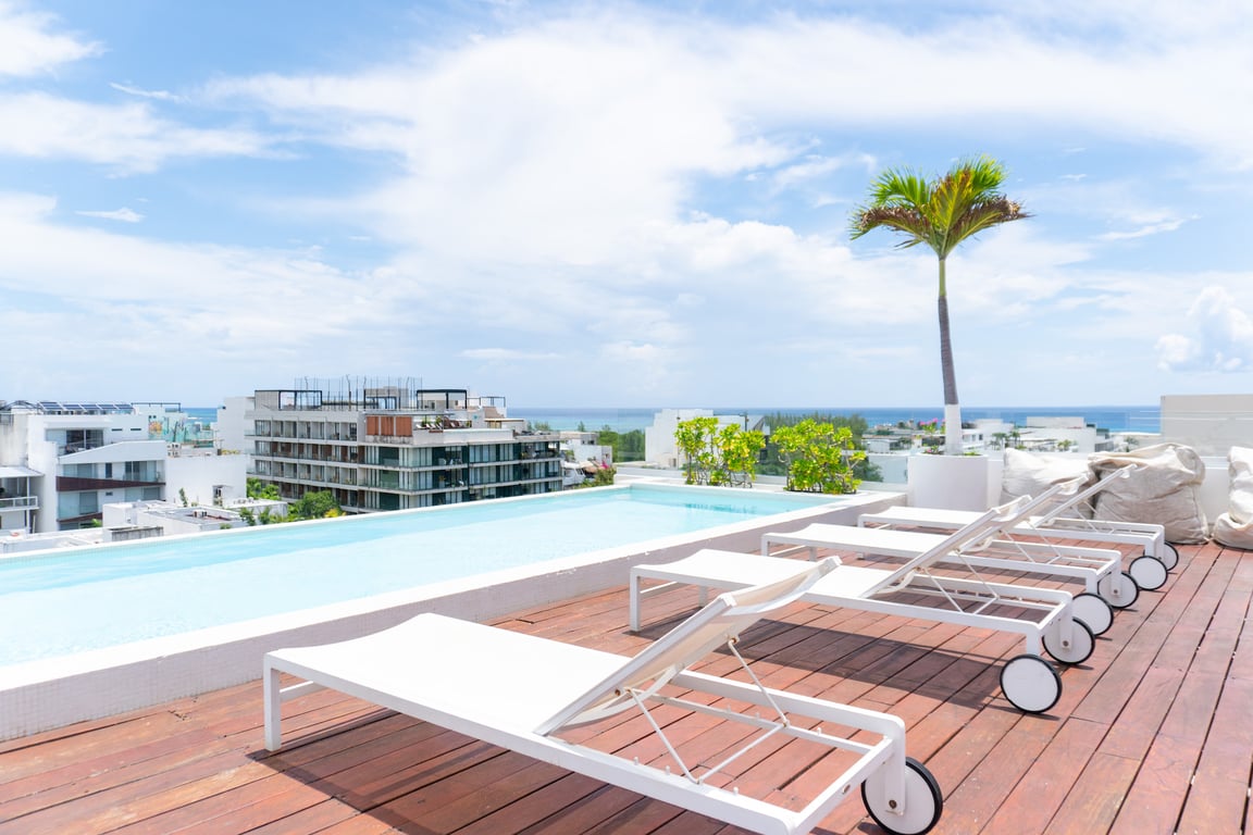 Kumaru 502: Fifth Avenue Living Meets Beachside Serenity in Playa del Carmen