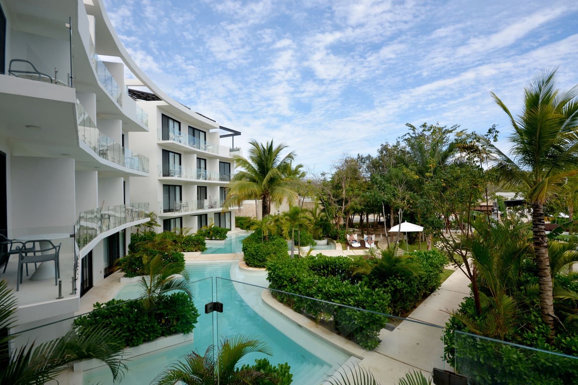 Lagunas Central Park: Sustainable Luxury Living in Tulum's Thriving Heart