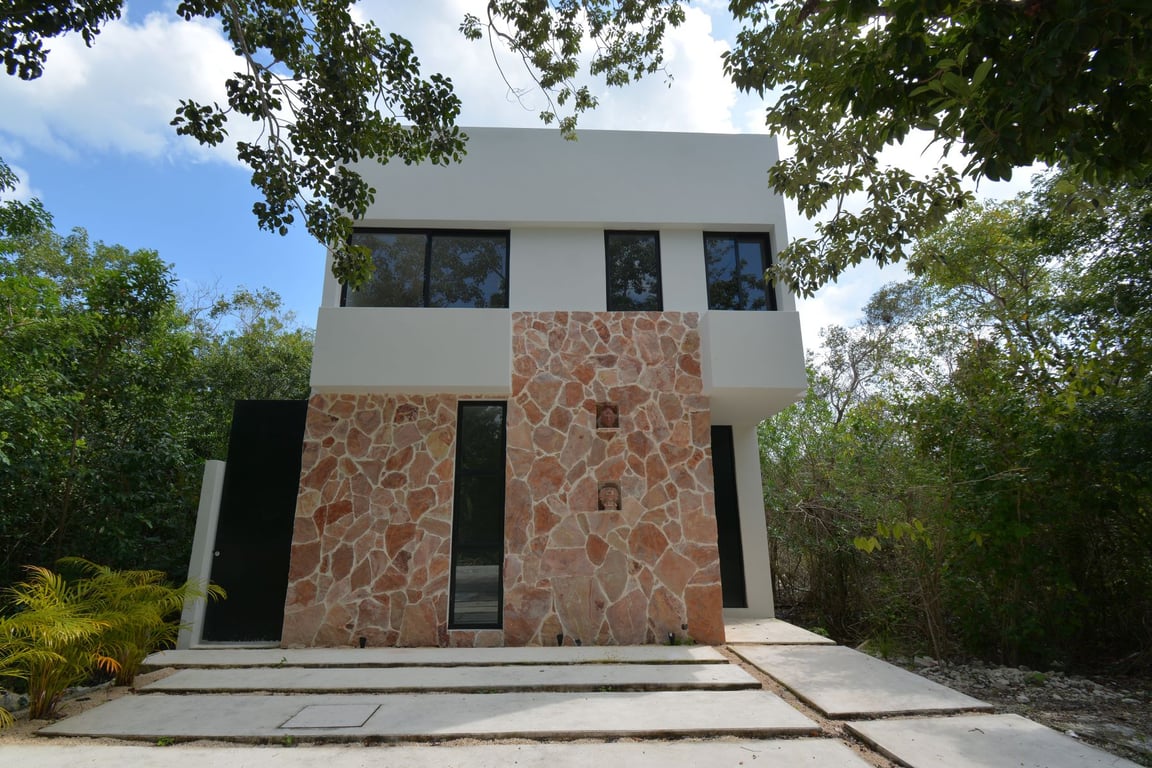Aldea UUm Sanctuary: Maya-Inspired Living in Puerto Morelos Paradise