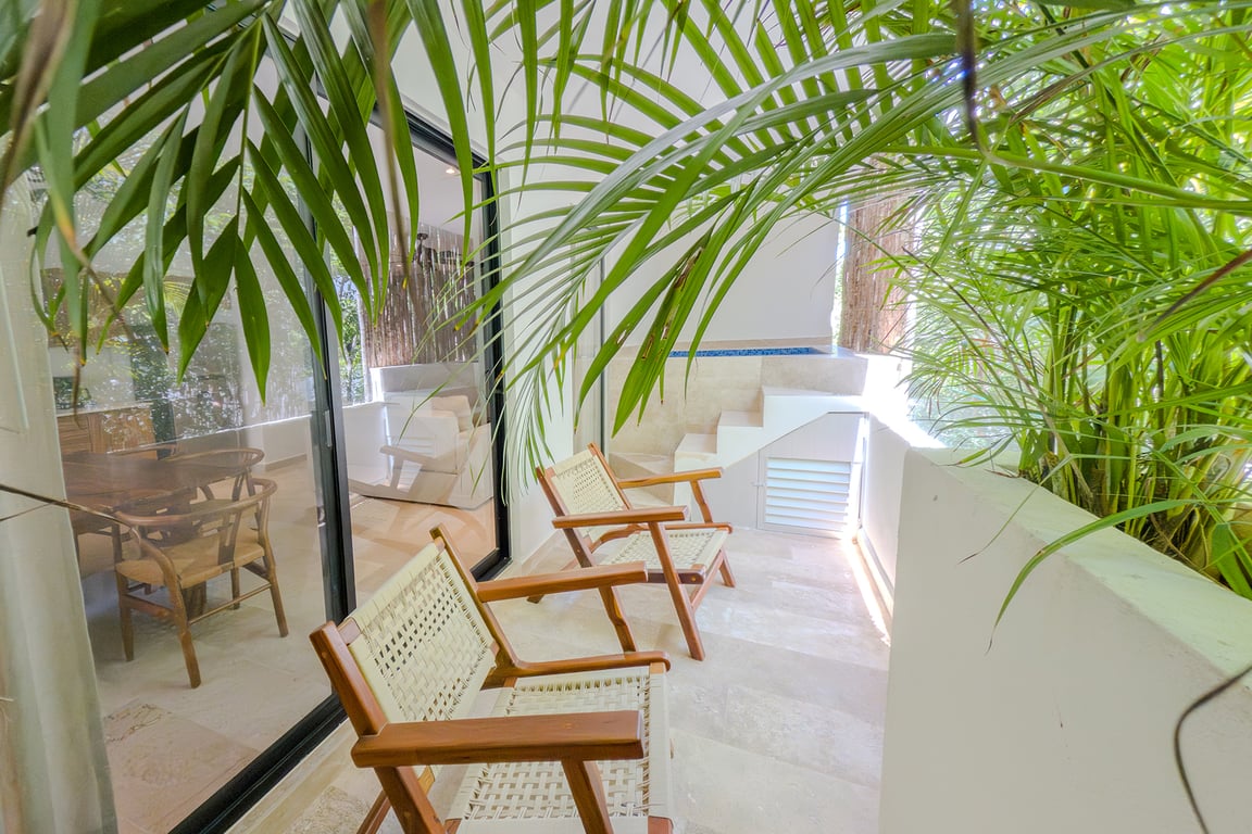 Jungle Sanctuary: Contemporary Lock-Off Residence with Private Rooftop Oasis in Tulum