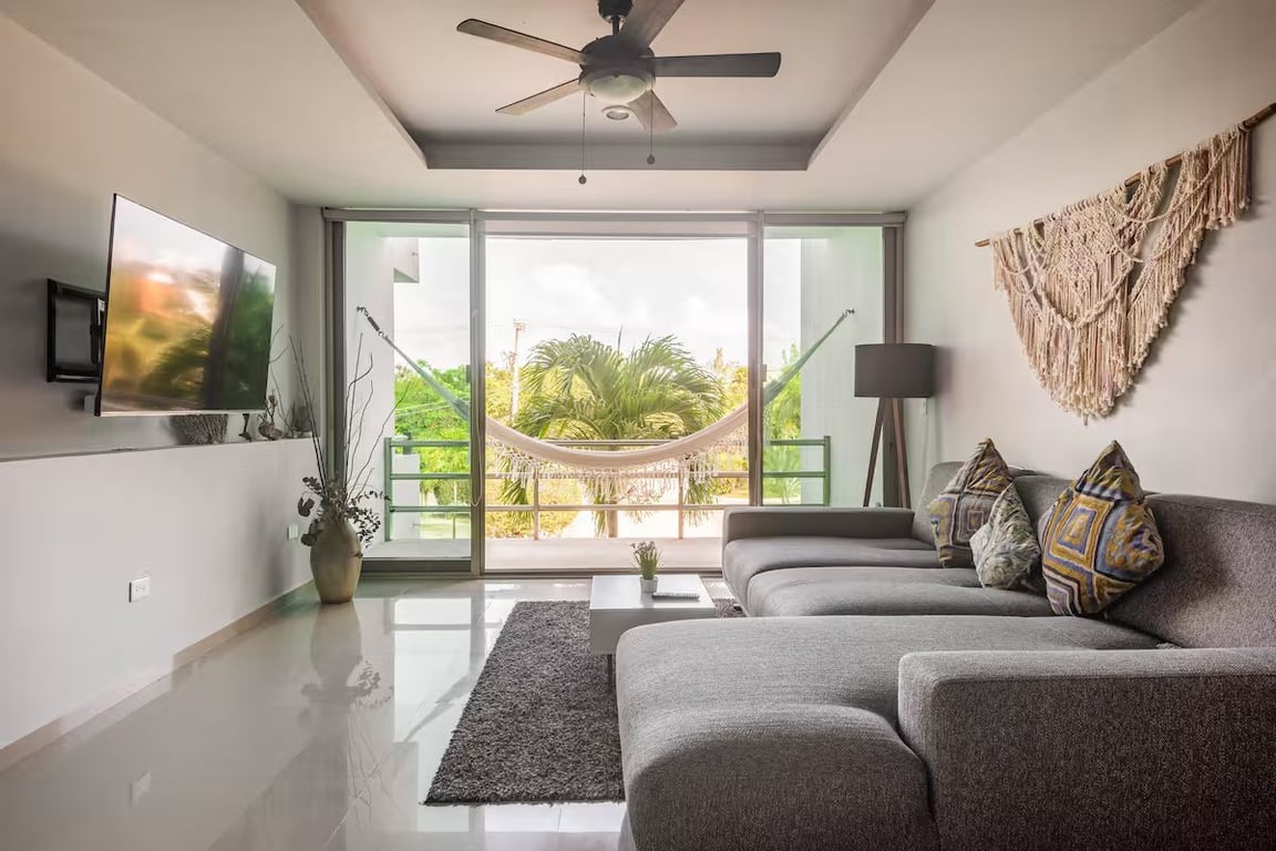 Turn-Key Coastal Retreat in Exclusive Playa Paraiso