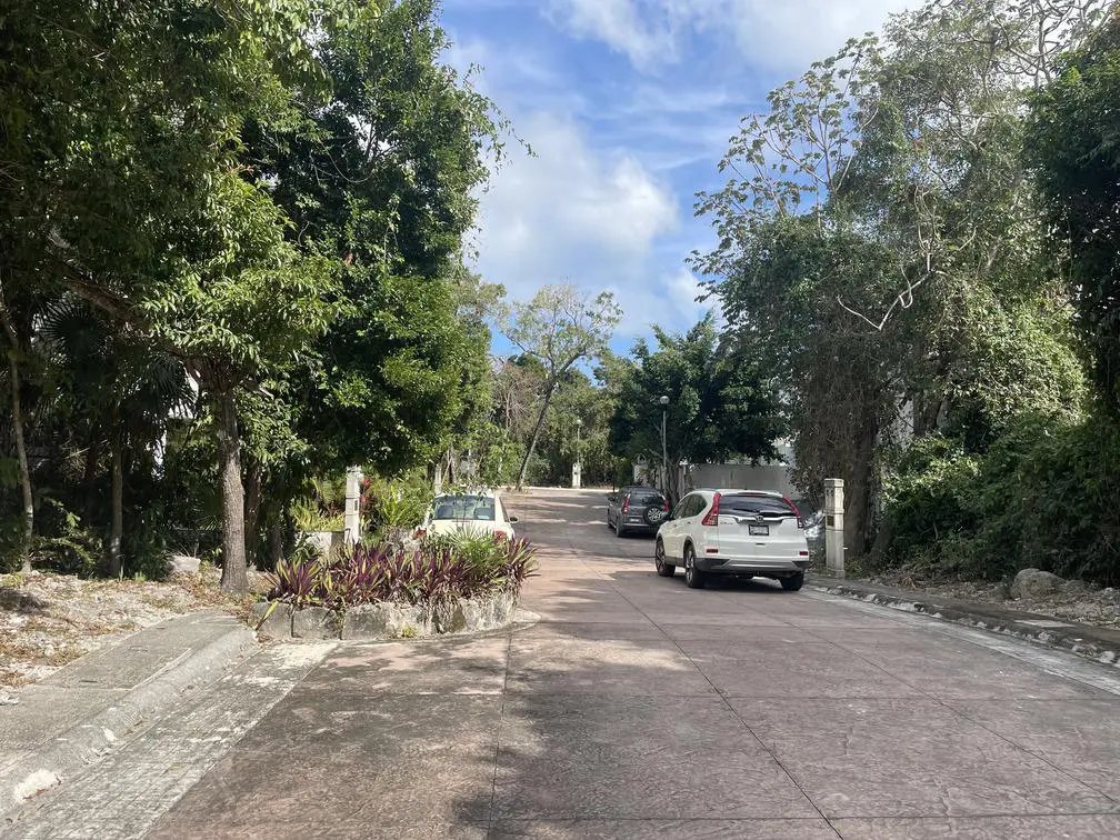 Buildable Lot in Punta Vista Gated Community Near Puerto Morelos Town