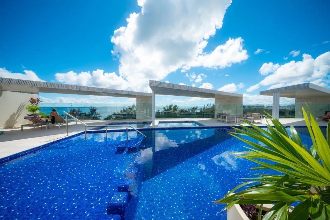 Modern Beachside Haven with Lock-off Potential in Downtown Playa