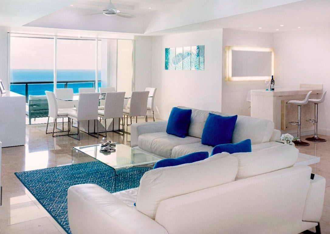 Coastal Elegance: Newly Renovated 3-Bedroom Beachfront Residence with Ocean Views
