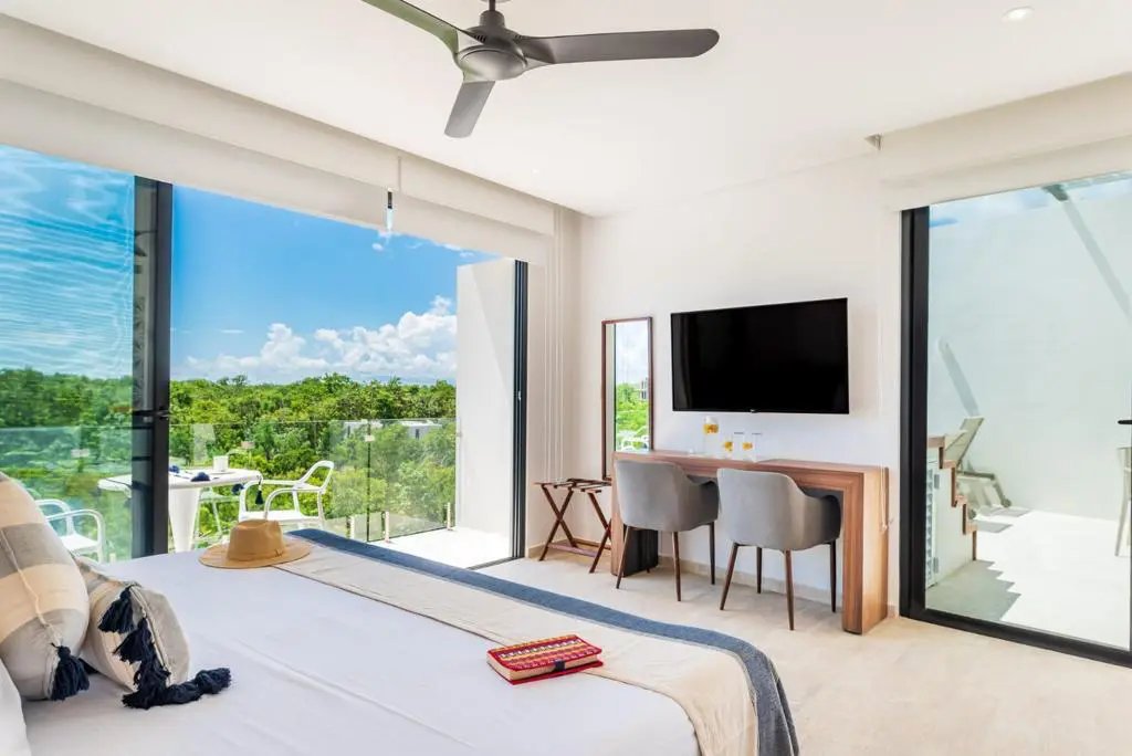 Jungle-View Penthouse Studio with Private Plunge Pool in La Veleta, Tulum
