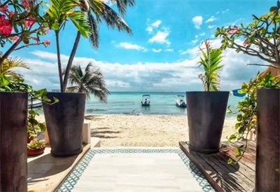 Oceanfront 3-Bedroom with Proven Rental History in Playa del Carmen Centro
