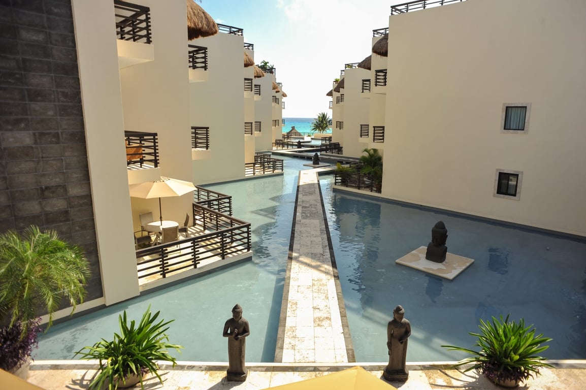 Ocean view 2br. Condo, remodelled, sold turn-key