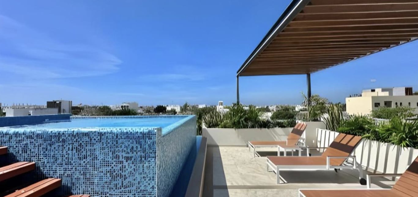 RARE FIND! Turnkey Studio 8min from the Beach Just $128,000 USD