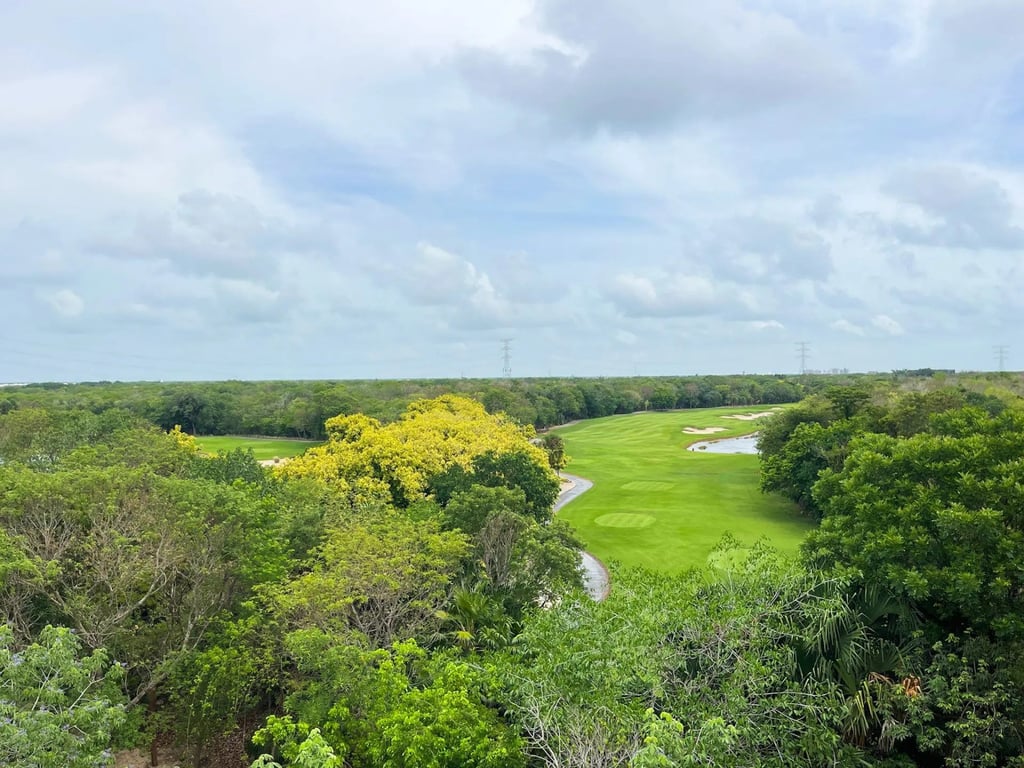 Elevated Golf Course Living at The Village, Corasol