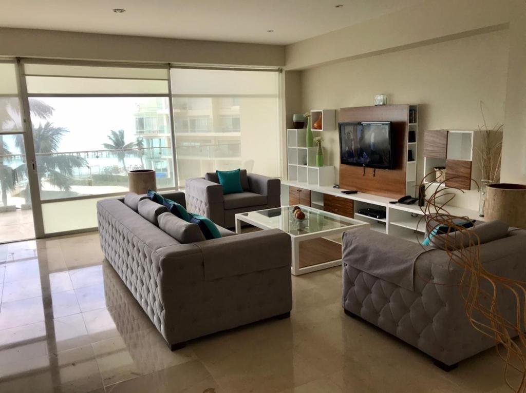 Luxury Condo In Punta Cancun