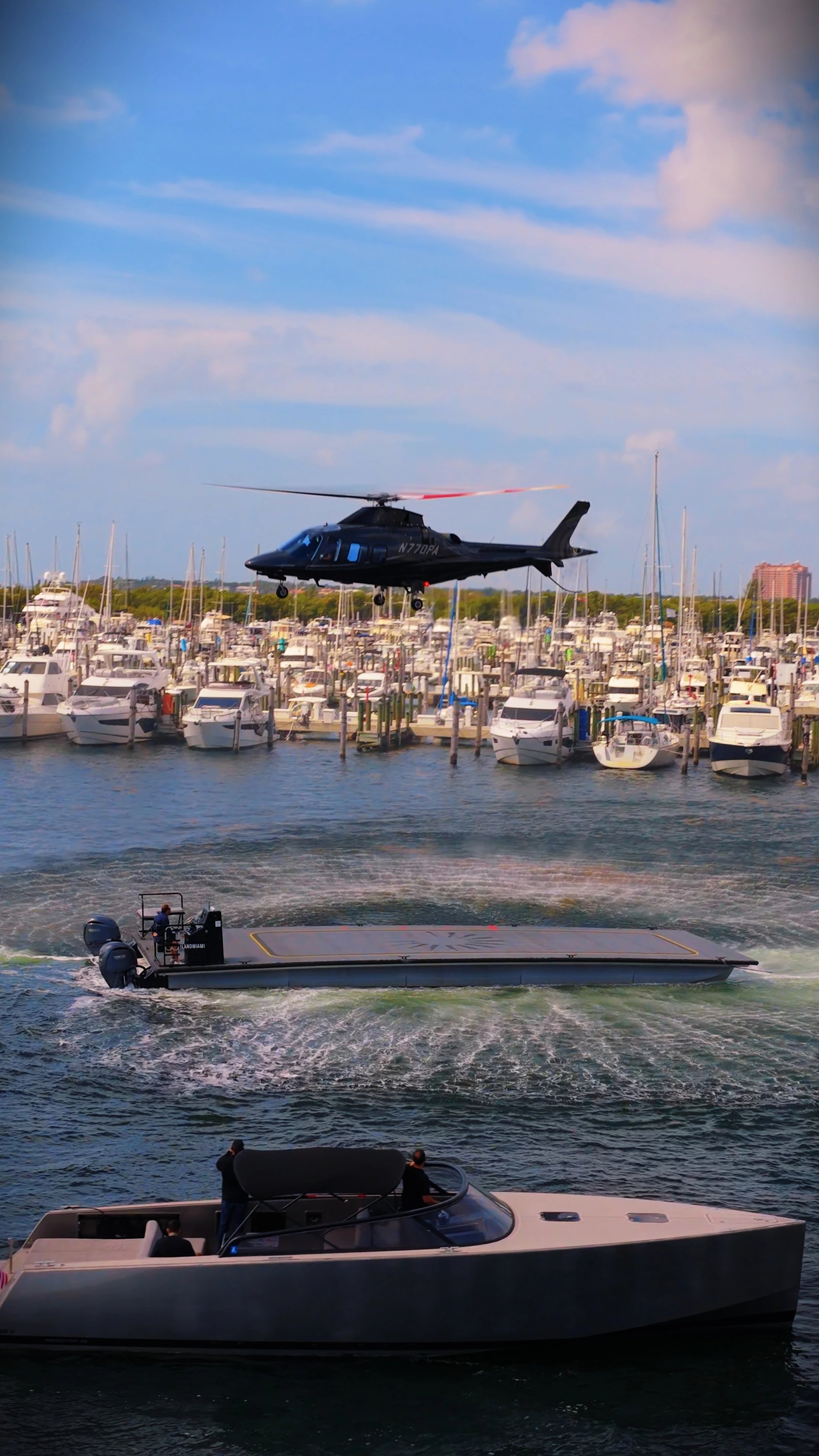 ilandmiami miami water helicopter landing 5035553